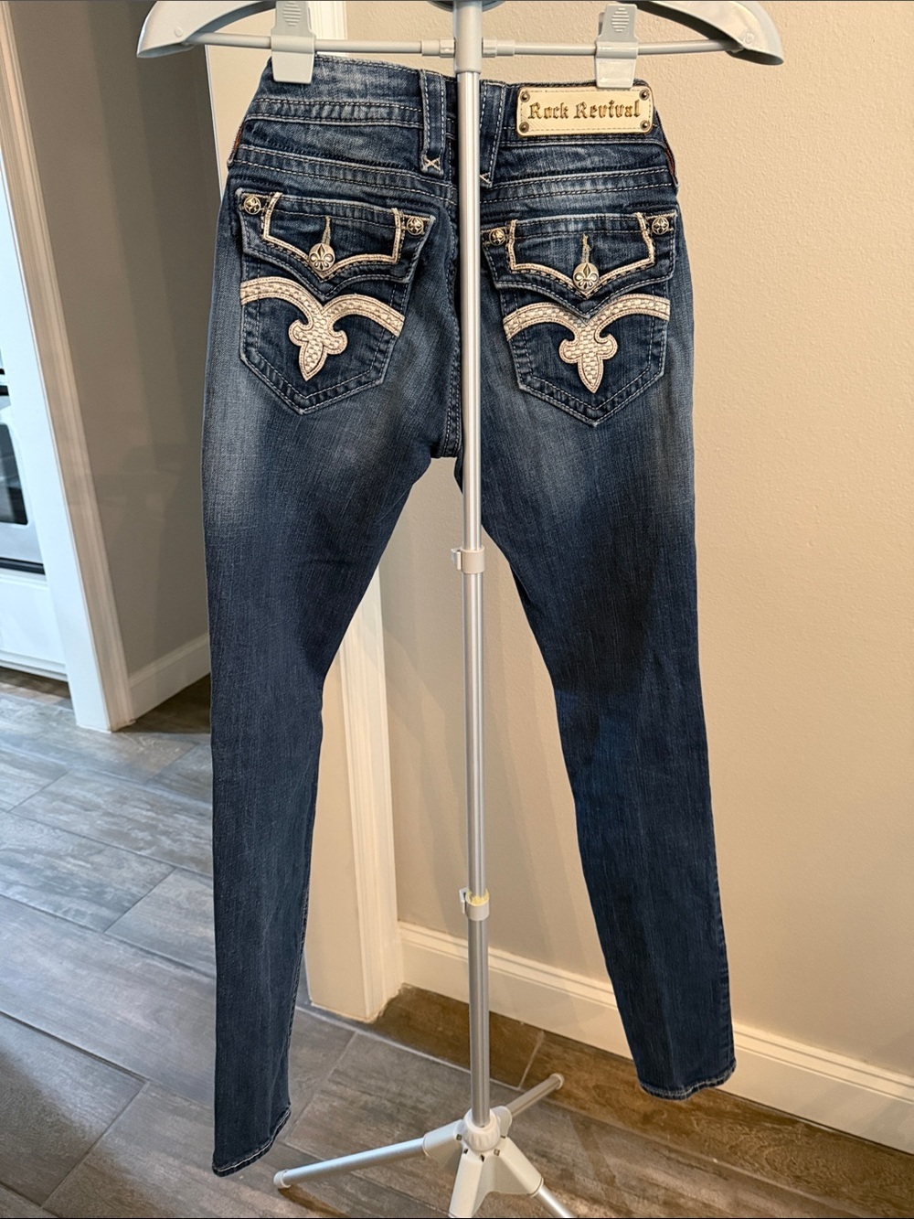 Rock Revival Vicky Skinny Women’s Blue Embellished jeans